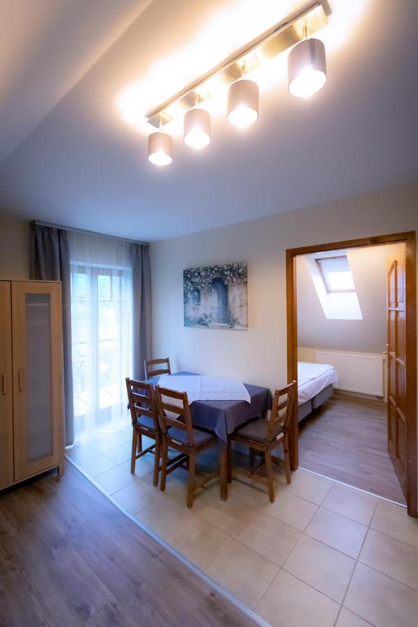 Ozkut Apartmanhaz Olmod Εξωτερικό φωτογραφία